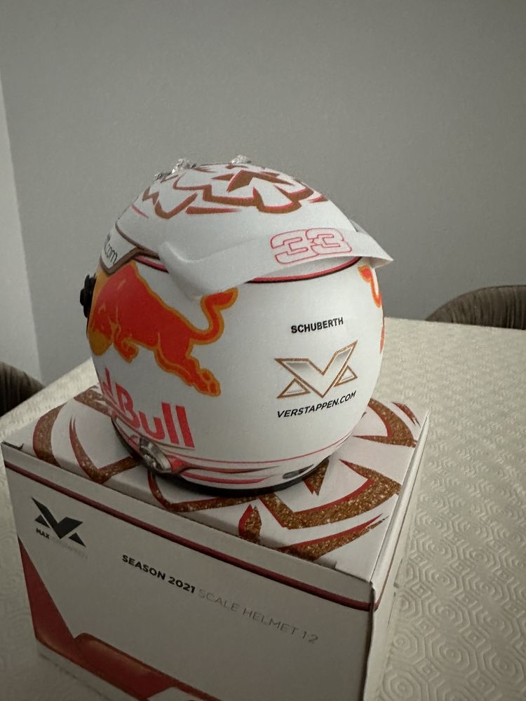 Réplica Capacete Max Versapien