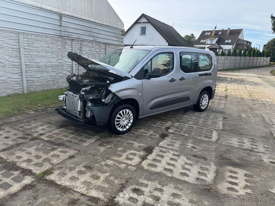 Toyota Proace City Verso Toyota Proce City Verso Long 1.5d 130km Family 03.2025r Salon Polska