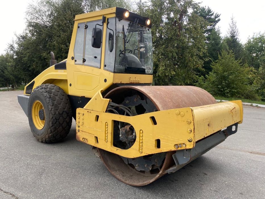Аренда грунтового катка Bomag BW177