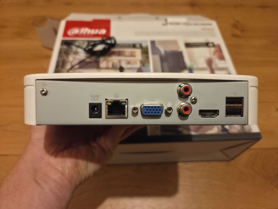 Rejestrator IP Dahua NVR2104-I 4-kanałowy 1x HDD HDMI Jak nowy