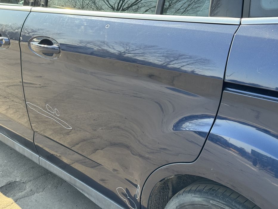 Ford Grand C-max drzwi lewe tył tylne IA FV