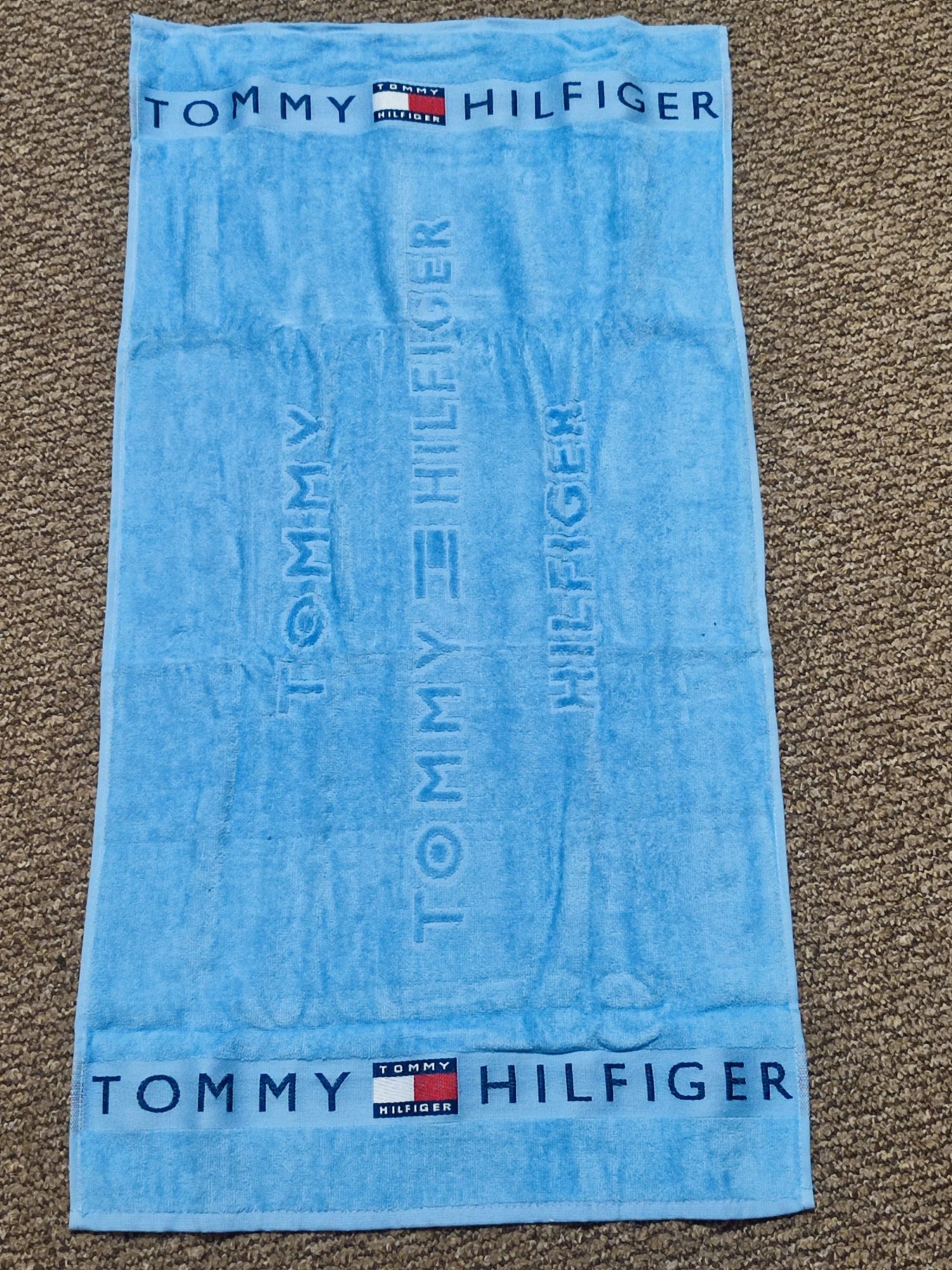 Zestaw dwóch ręczników kąpielowy i mniejszy nowy Tommy Hilfiger błękit