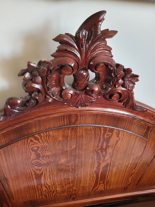 Łóżko ludwik drewniane