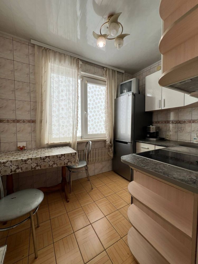 Продам 2 к. квартиру ,Ахсарова,3, Алексеевка,48м2