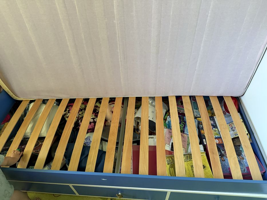 Шафа, пенал, ліжко підліткове