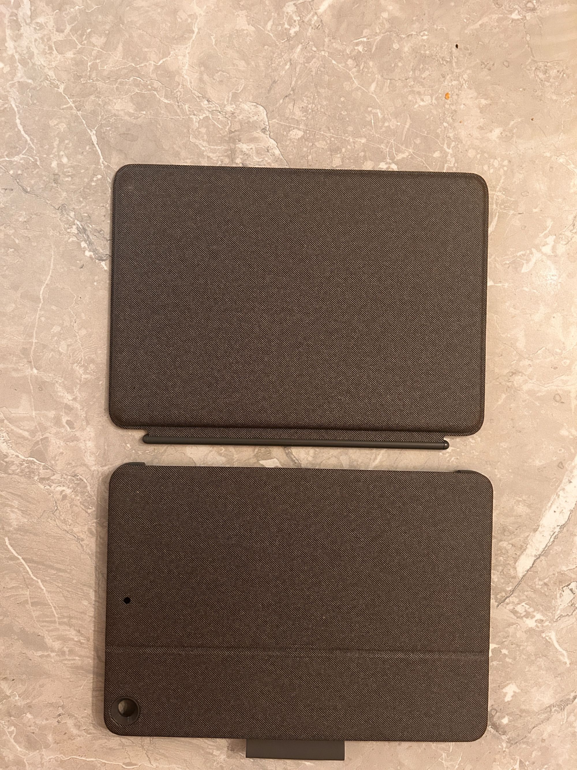 Etui na iPad LOGITECH Combo Touch Szary Klawiatura