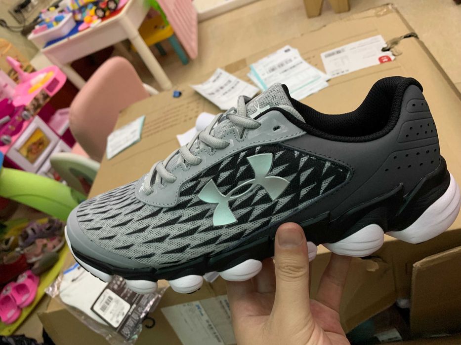 UNDER ARMOUR buty meskie ROZM.44