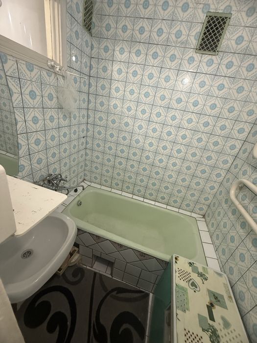 Здам 1 кім на Київській меблі та техніка