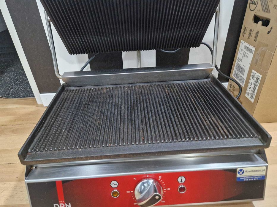 Tostadeira industrial ideal para 4 tostas em simultâneo