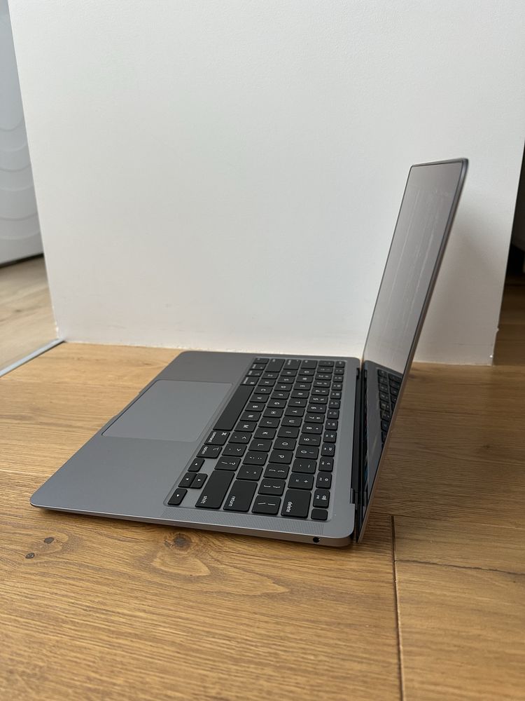 Apple Macbook Air 2020 Space Grey Сірий 13ʼ 8 256 гб