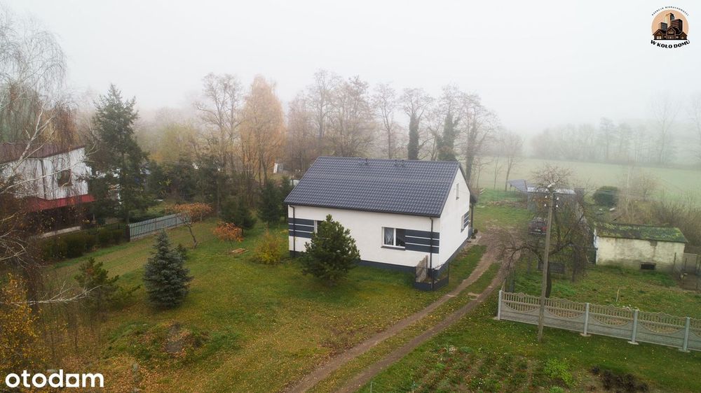 Wyjątkowy dom po generalnym remoncie w Zabłociu. Na działce 0,78 Ha