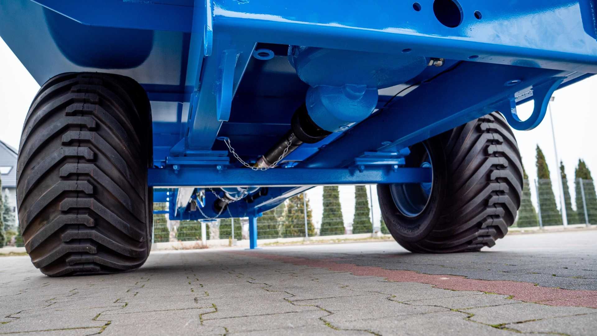 Змішувач-кормороздавач EUROMILK RINO FXX 1600 16m3, кормораздатчик