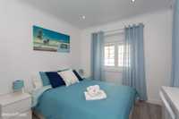 217566 - Quarto agradável e espaçoso com cama de casal na Costa...