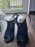 Czarne buty rozmiar 37
