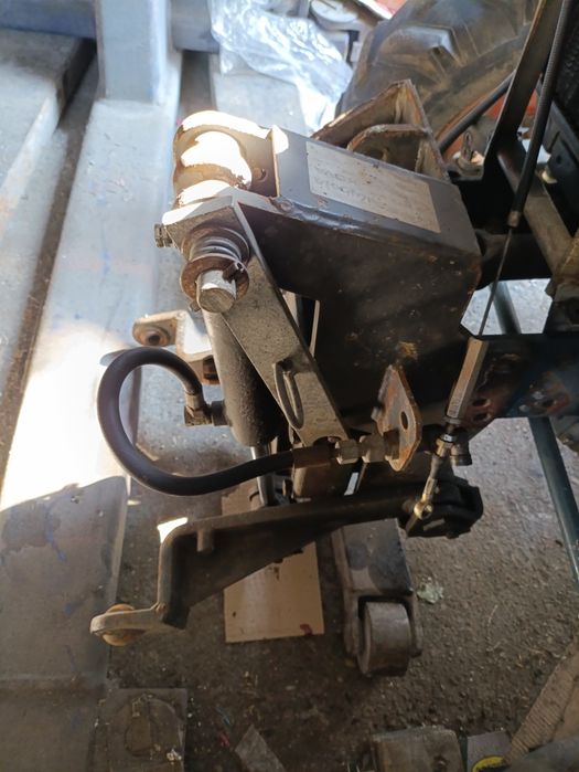 Kubota silnik v1200b napęd skrzynia maska koła błotniki tuz wom zaczep