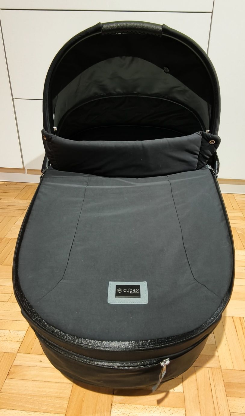 Gondola Cybex Priam 4.0 deep black  + adapery