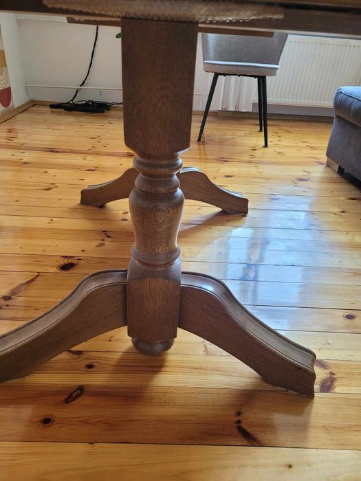 Stół dębowy duży