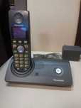 Telefon Panasonic stacjonarny bezprzewodowy z kolorowym wyswietlaczem
