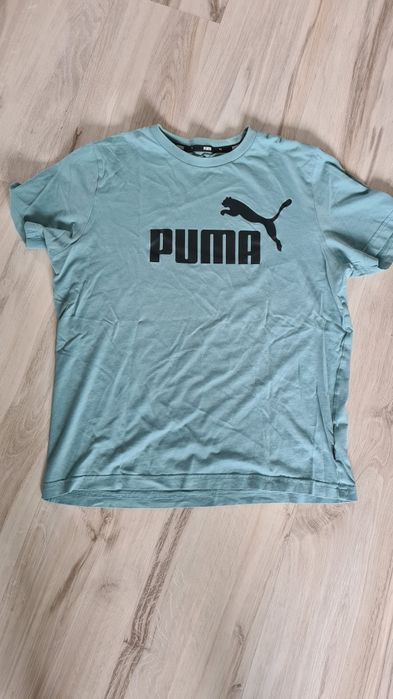 T short PUMA seledyn