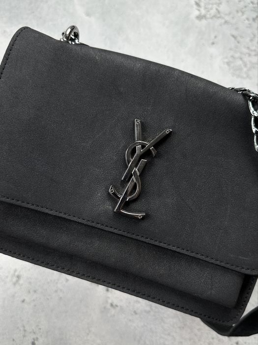 Czarna torebka na ramię Yves Saint Laurent