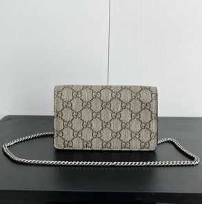 Gucci Dionysus Shoulder BagGG Supreme
