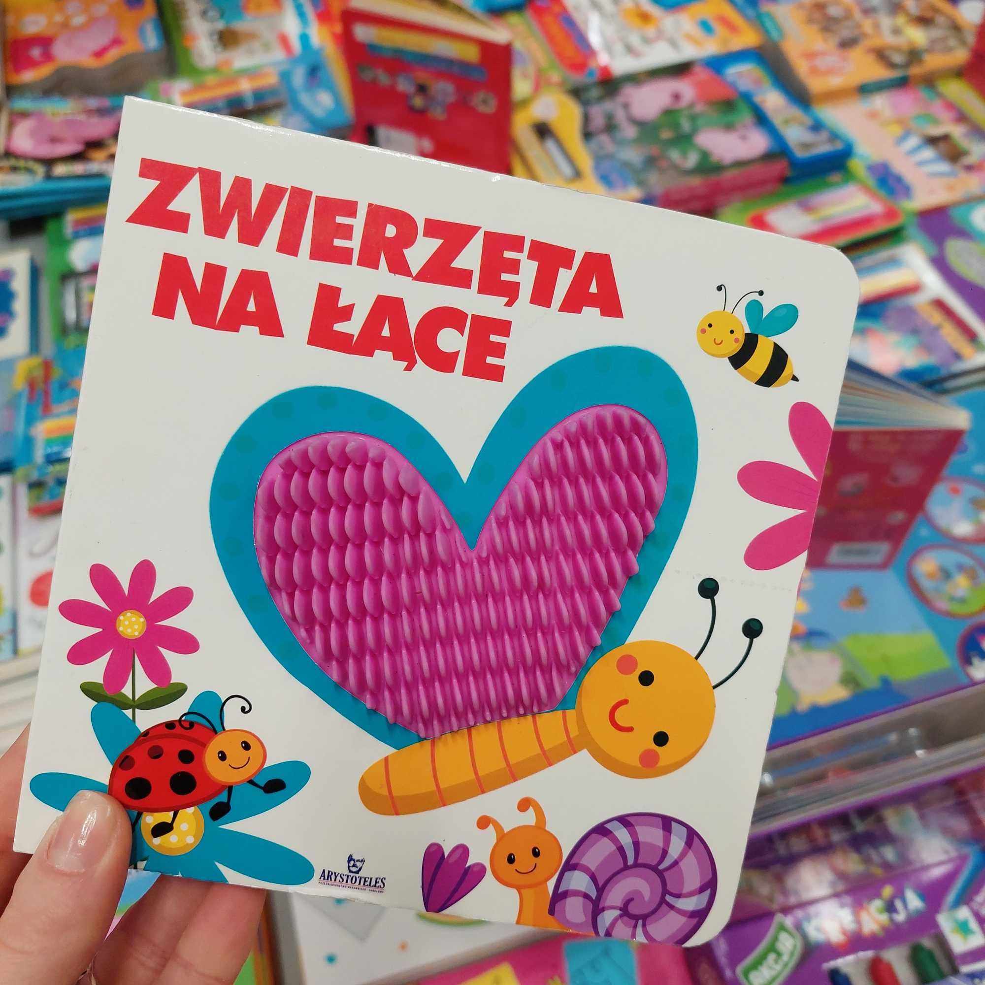 Zwierzęta na łące - książeczka sensoryczna