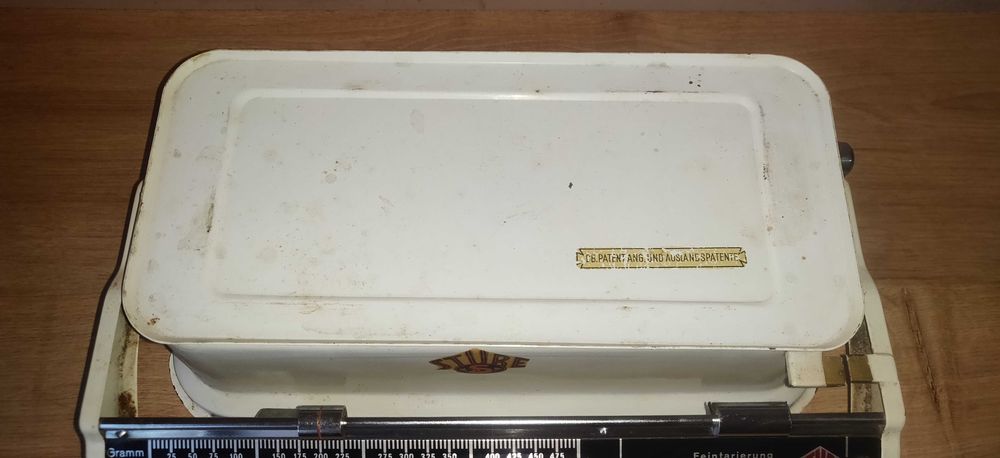 Старые механические рычажные весы STUBE