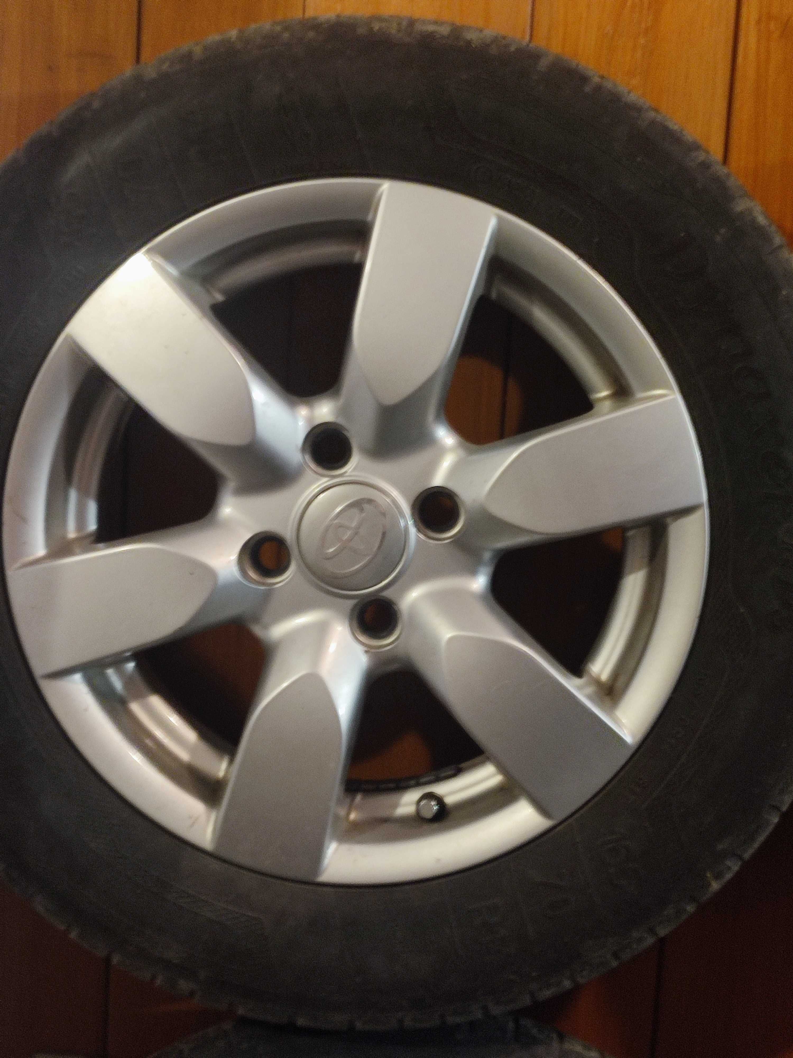 Felgi Toyota R14 165/70 oryginalne, stan bdb