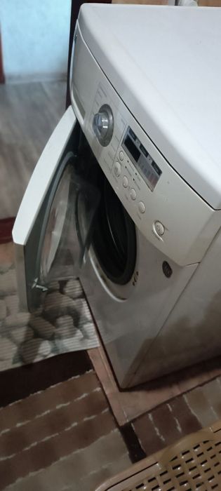 Продам стиральную машинку