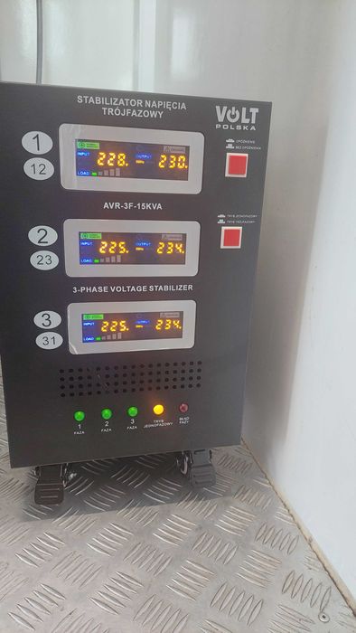 Stabilizator napięcia  trójfazowy AVR-3F-15KVA
