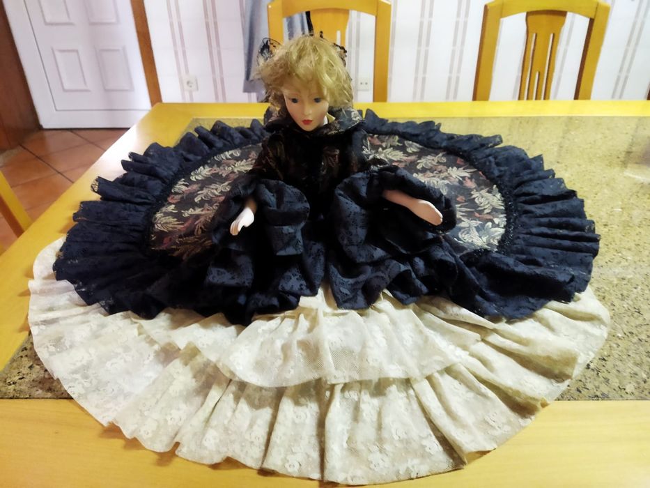 Boneca de porcelana