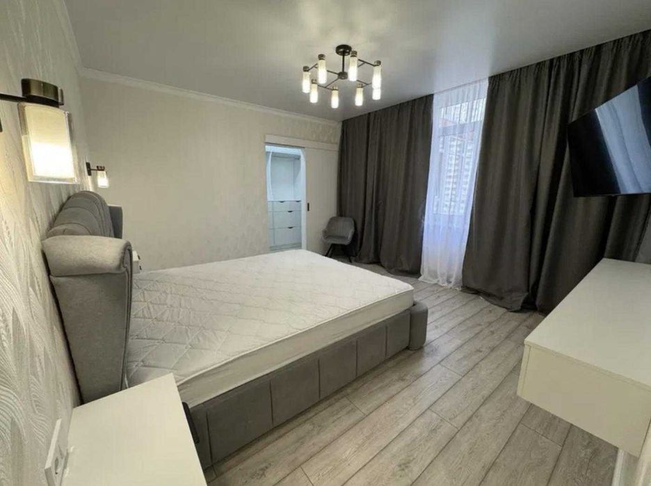 Продам 3х комнатную ЖК «Дмитриевский-3