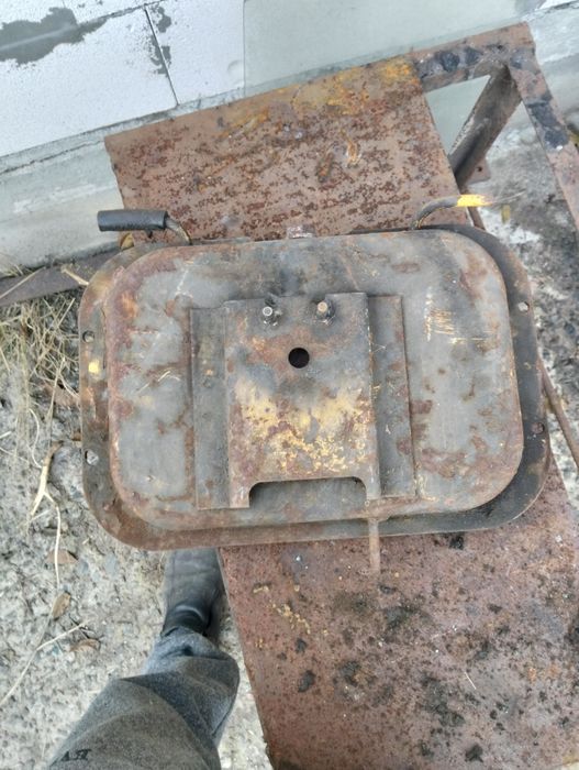 Продам бензобак для мотоблока