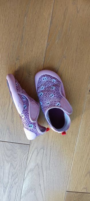 Kapcie 29 barefoot Decathlon wkładka 18,5 cm