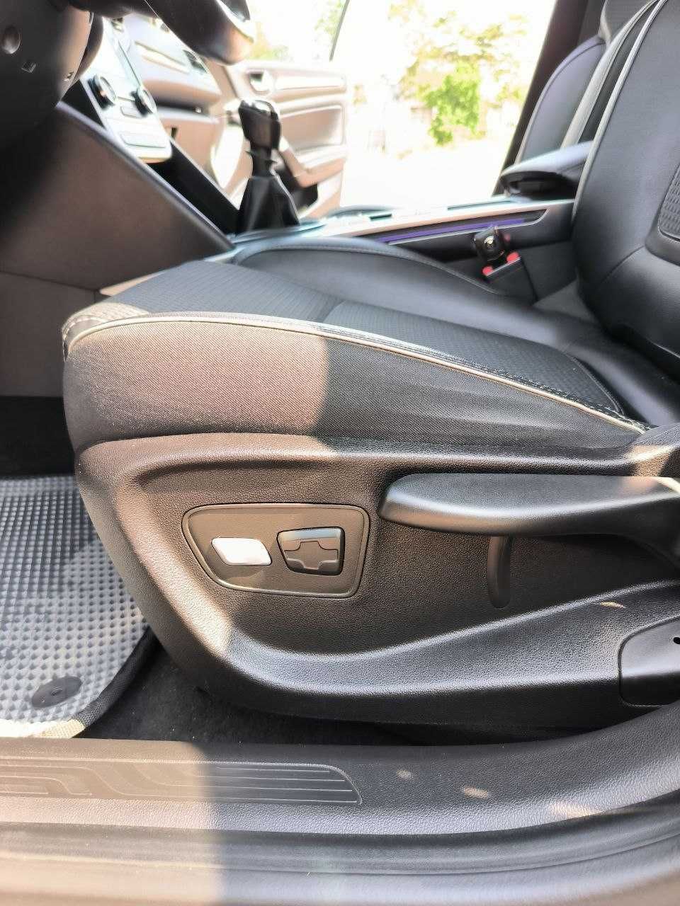 Renault Megane BOSE