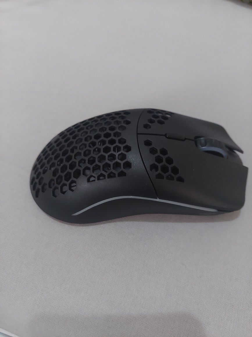 Glourious model O wireless