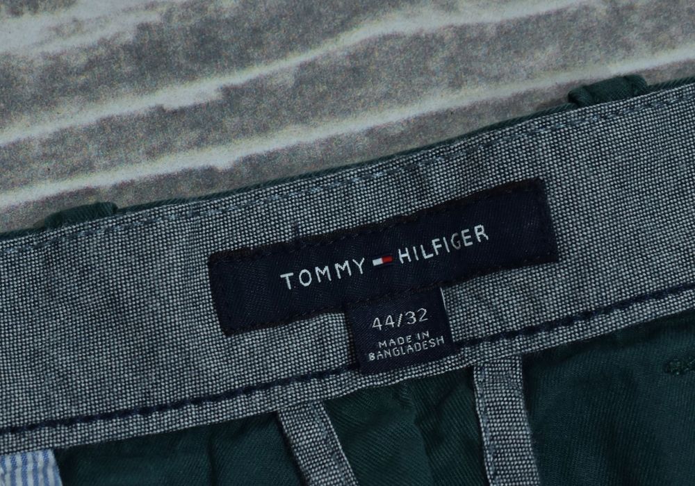 Tommy Hilfiger Spodnie Męskie Chinosy W44 L32