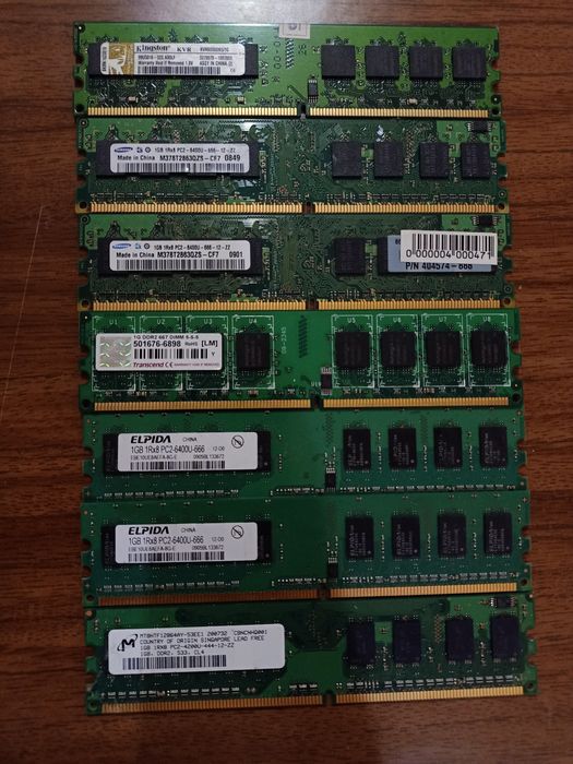 Оперативна пам'ять 1GB, 2GB, 4GB - (16GB-комплект)