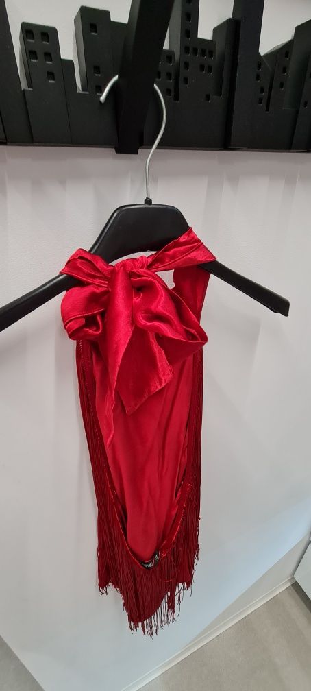 Piekna czerwoną bluzka Zara rozmiar S