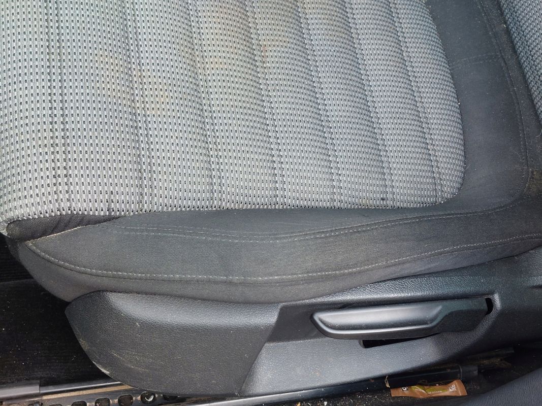 Vw Passat B7 Kombi Fotel Fotele Kanapa