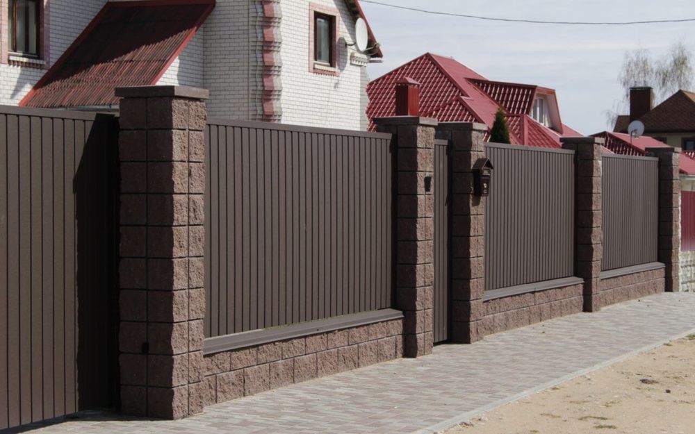 Забор из профнастила, кирпича, блоков, фундамент, ворота калитка