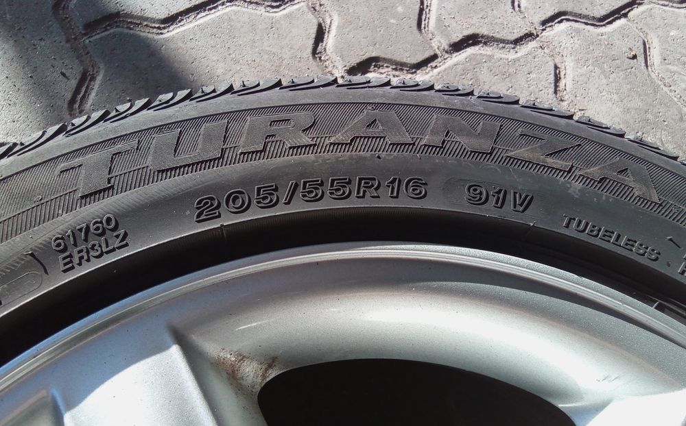 JANTES BMW SÉRIE 1 R16 COM PNEUS 205/55 FURAÇÃO 5X120