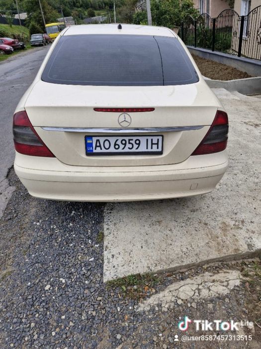 Mercedes-Benz E-Class W211 2007