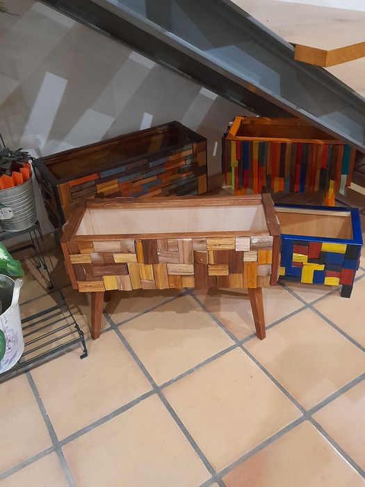 Artesanato floreiras  em madeira