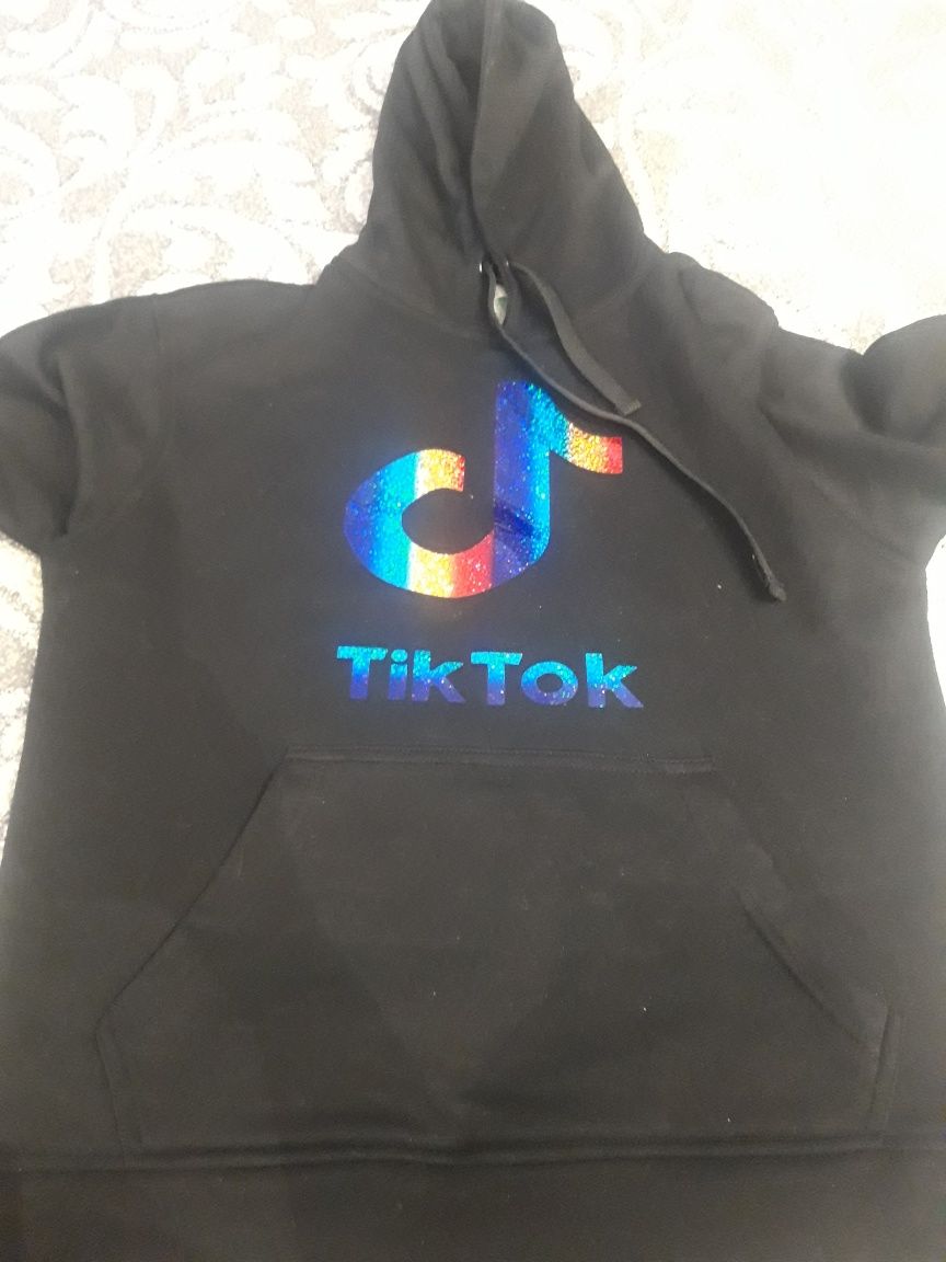 Bluza z kapturem tik tok