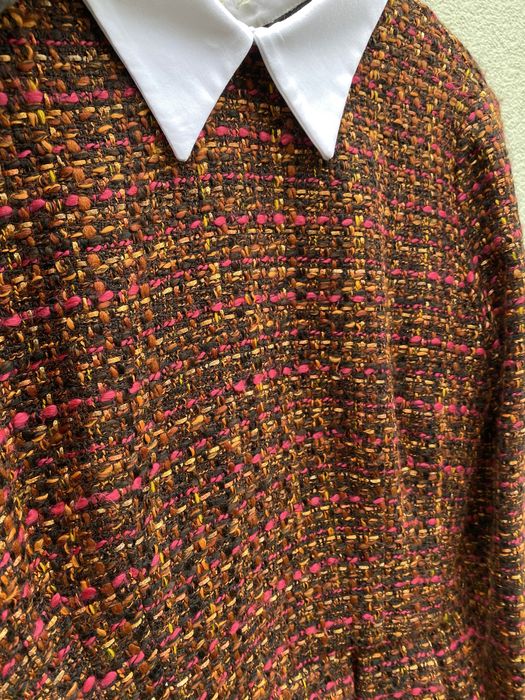 Pomarańczowa brązowa tweedowa sukienka midi z kołnierzem Stella Jean