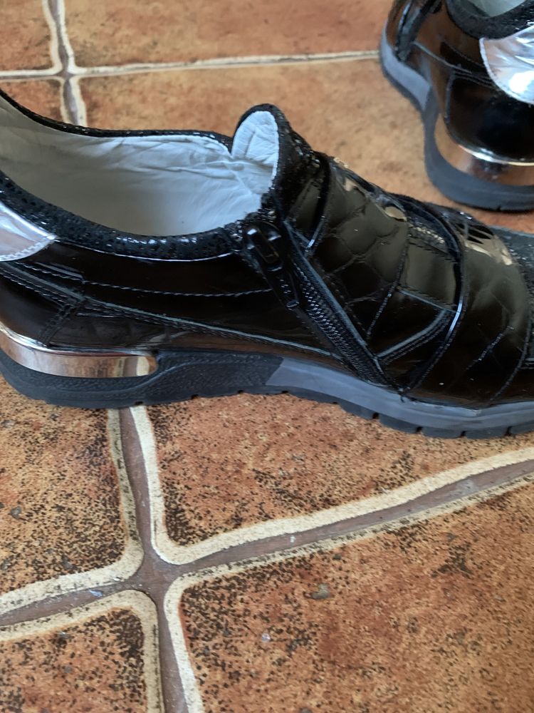 Кожаные деми ботинки Tiflani, Pablosky 35р. в отл состоянии