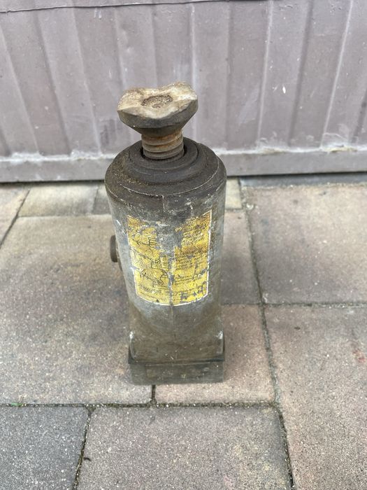 PROCZESAM 8T Lewarek Podnośnik hydrauliczny