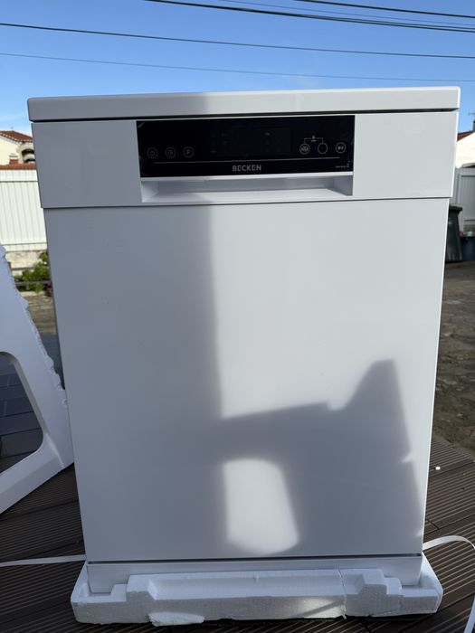 Maquina Lavar Loiça Becken Nova