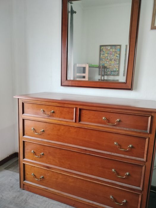 Comoda e espelho